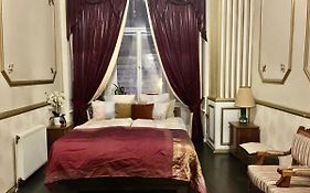 Secession Luxury Apartment